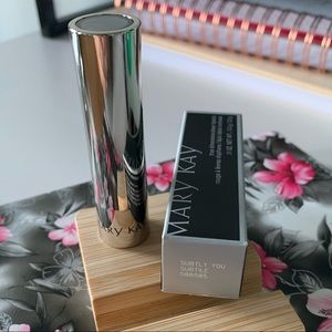 True Dimensions Sheer Lipstick